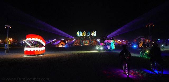 Center Camp and Chatter Box art car by Fernando Barrozo, Doug Facer and Mauricio Barrozo